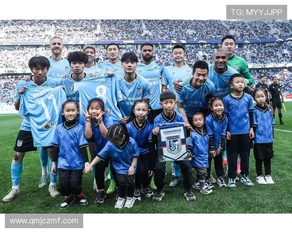 中超激战梅州客家与大连英博2比2战平 杨铭锐毕津浩破门